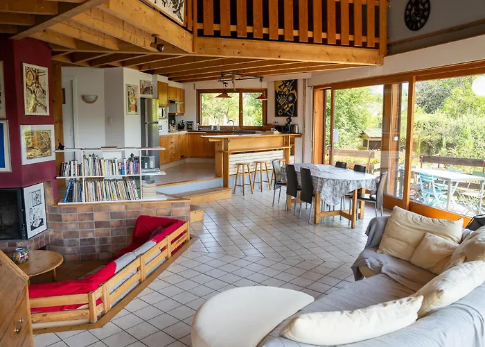 Le Grand Nid - Maison Alveole Bed And Books
